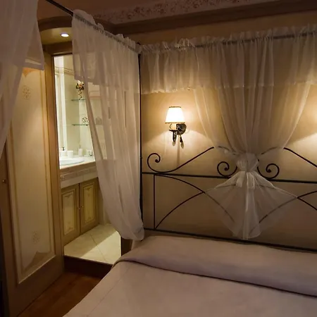 Les Suites 3*