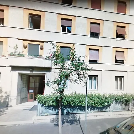 Les Suites Bed & Breakfast Rom