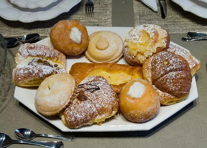 Les Suites Bed & Breakfast